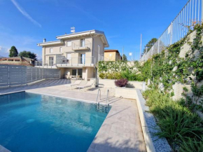 VILLA CLAUDIA WITH PRIVATE POOL Colico